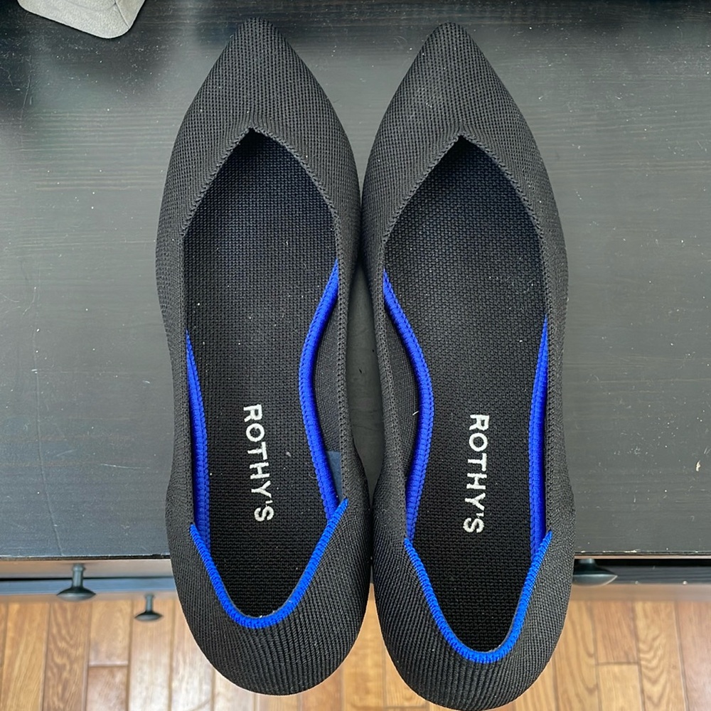 Brand New Rothy’s Point Black 9.5